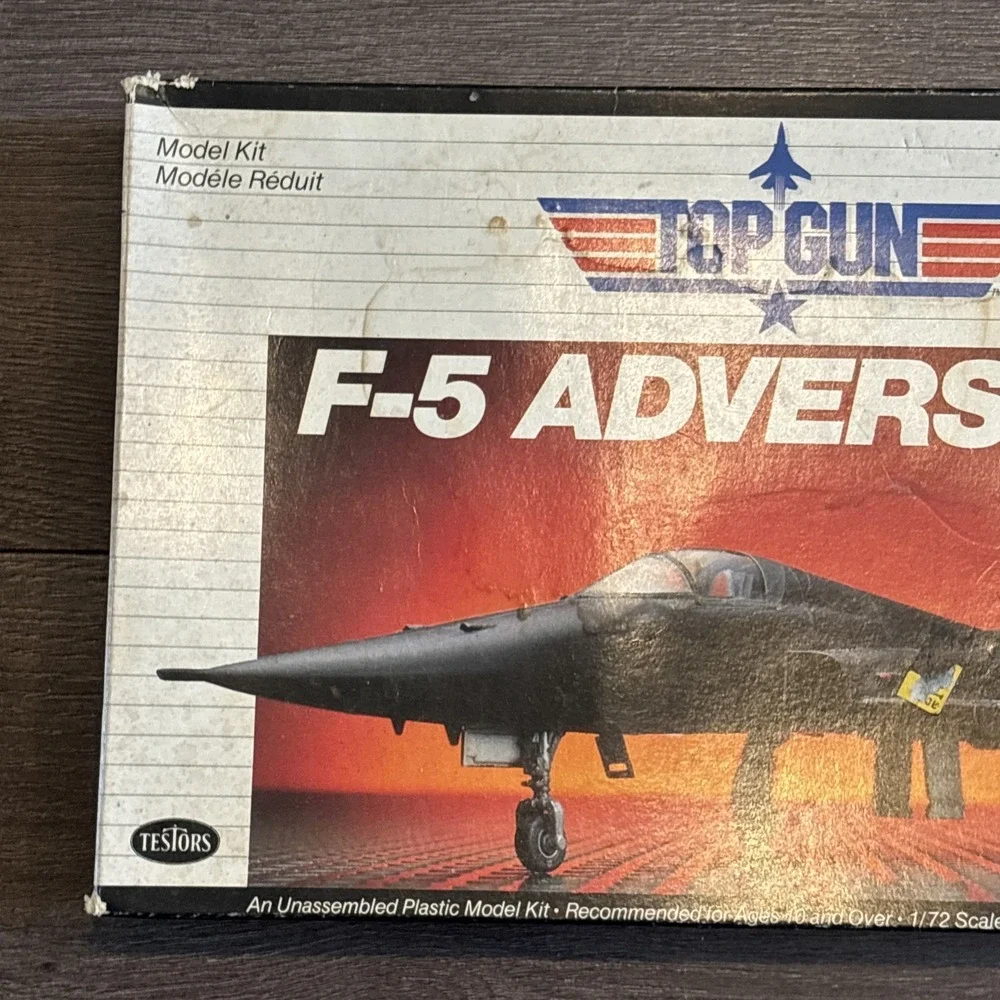 Vintage Testors Top Gun F-5 Adversary Aircraft 1:72 Scale Plastic Model Kit